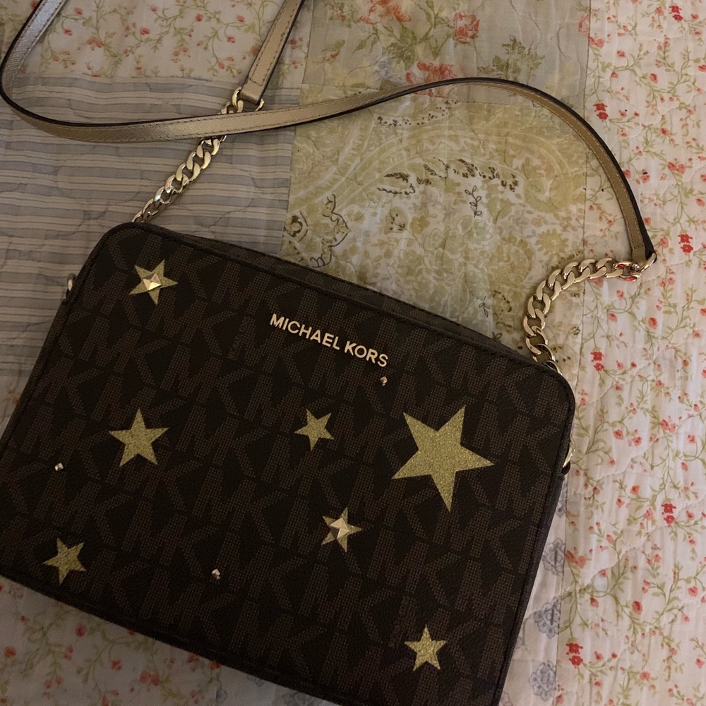 Michael kors crossbody
